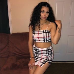 Two set skirt & crop top